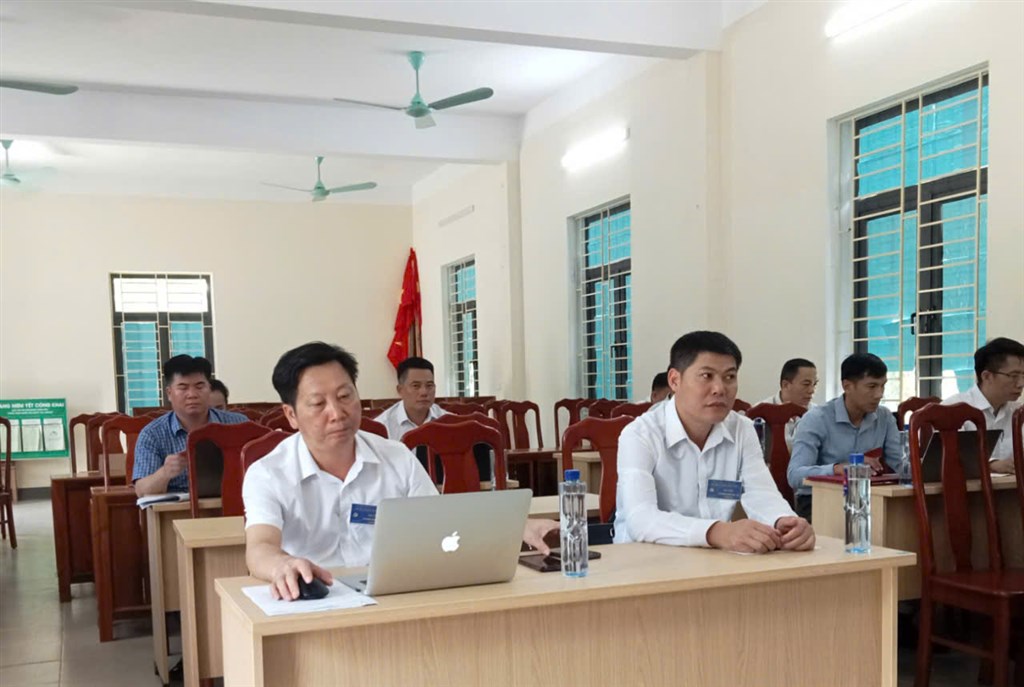 Anh-tin-bai